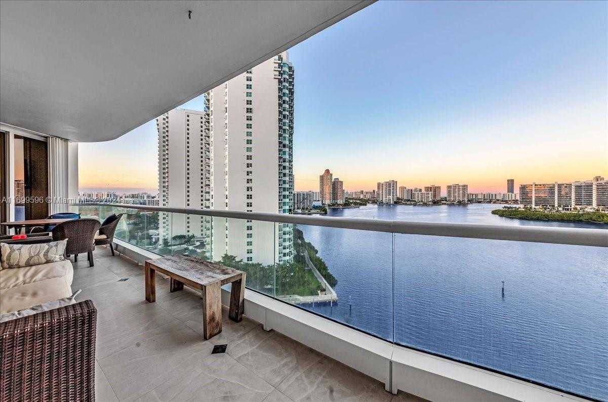 Small Image of 7000 ISLAND BLVD #1207, Aventura Number 61