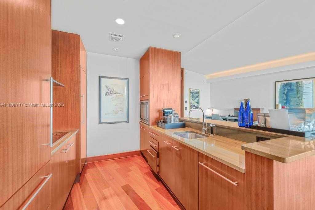 Small Image of 10295 COLLINS AVE #1114, Bal Harbour Number 18