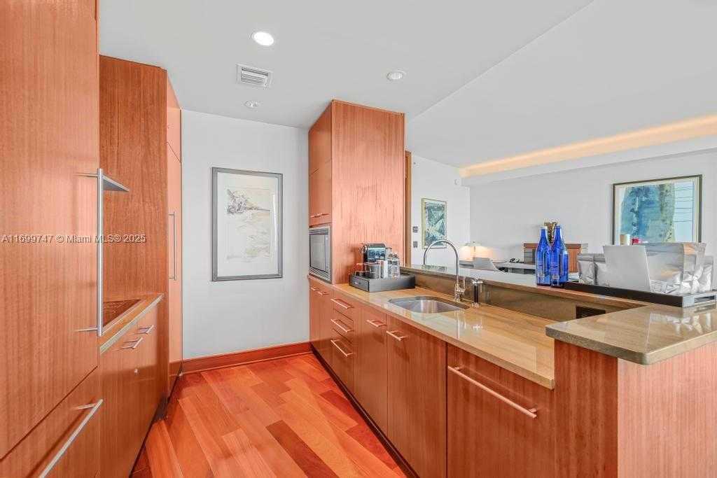 Small Image of 10295 COLLINS AVE #1114, Bal Harbour Number 19