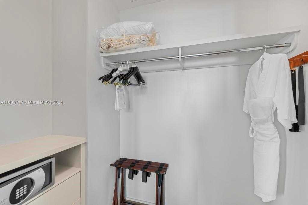 Small Image of 10295 COLLINS AVE #1114, Bal Harbour Number 25