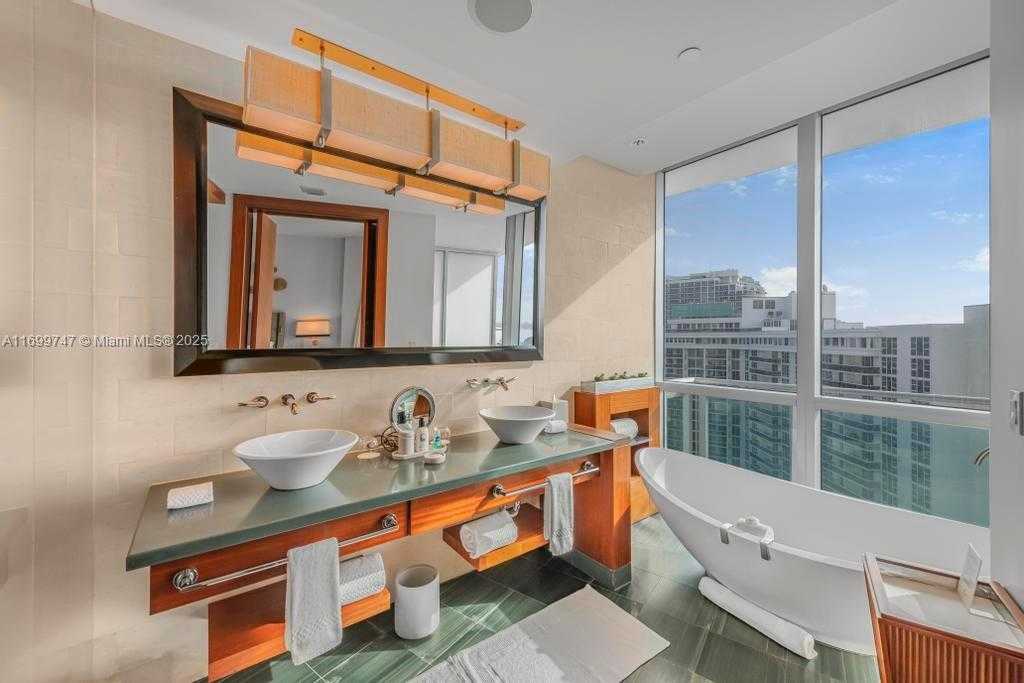 Small Image of 10295 COLLINS AVE #1114, Bal Harbour Number 29