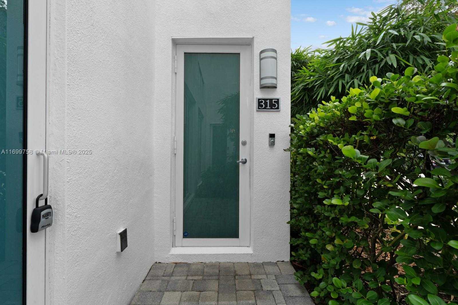 Small Image of 315 NORTH EAST 7TH ST, Fort Lauderdale Number 21