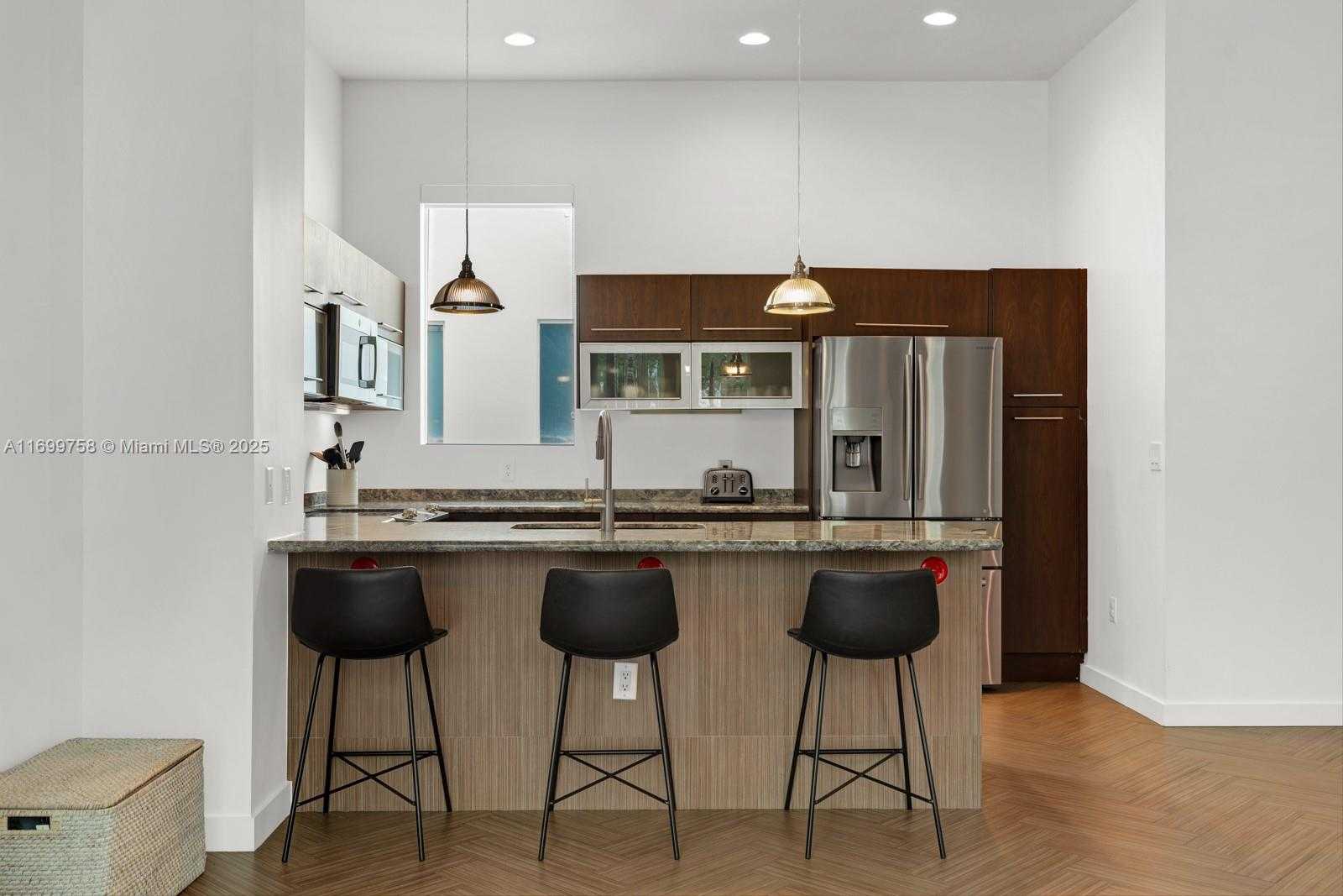 Small Image of 315 NORTH EAST 7TH ST, Fort Lauderdale Number 3