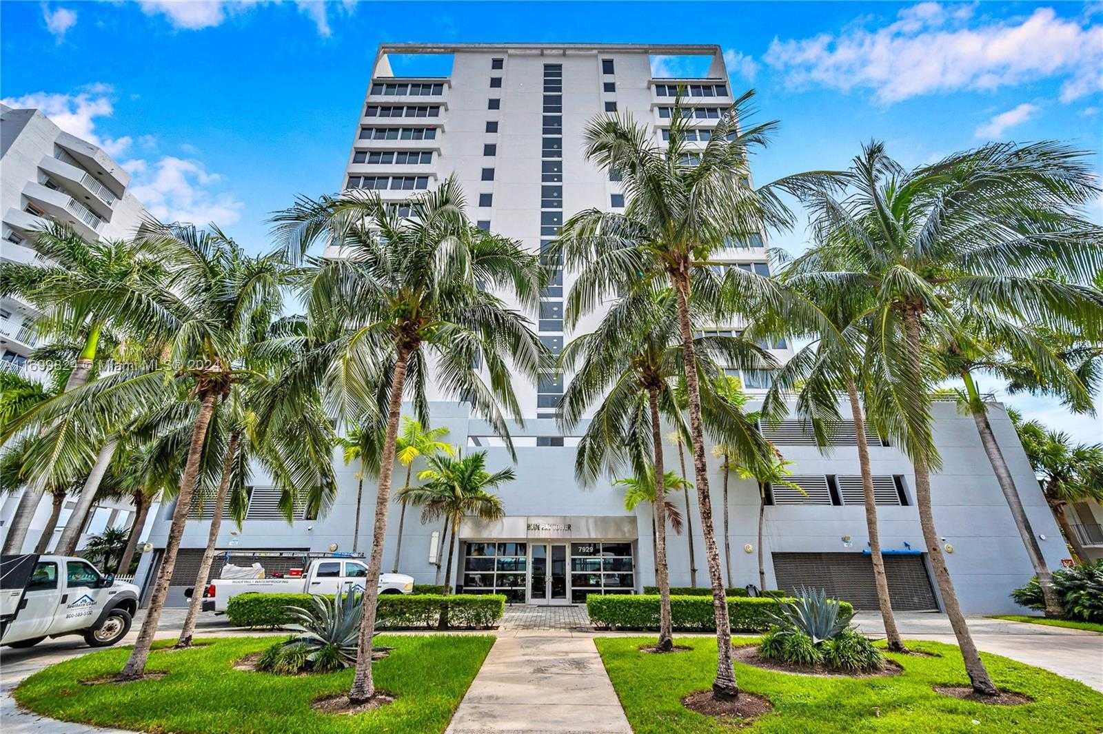 Small Image of 7929 WEST DR #401, North Bay Village Number 34