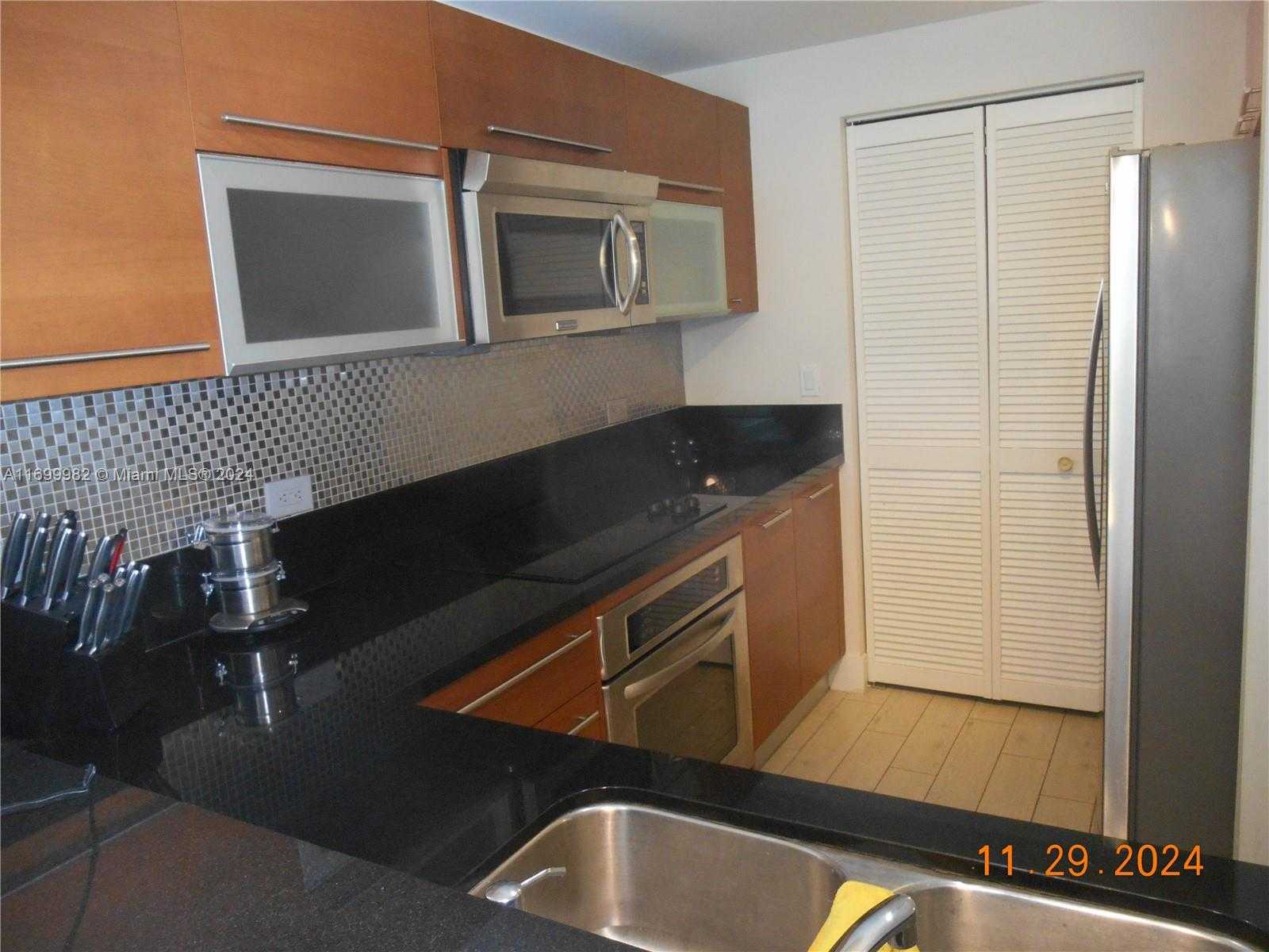 Small Image of 253 #3004, Miami Number 10