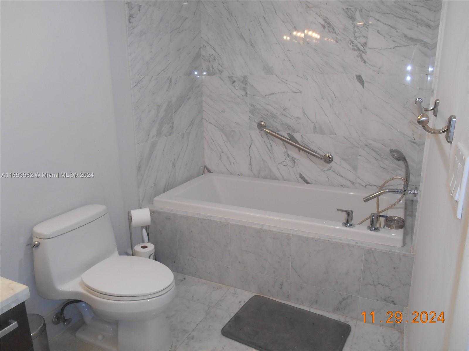 Small Image of 253 #3004, Miami Number 15