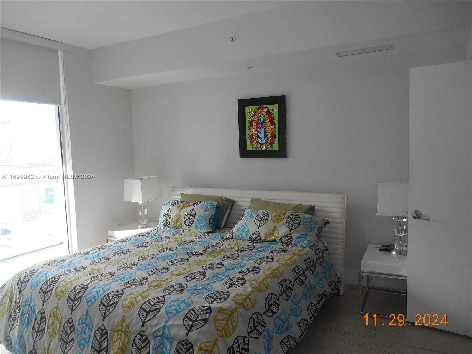 Small Image of 253 #3004, Miami Number 18