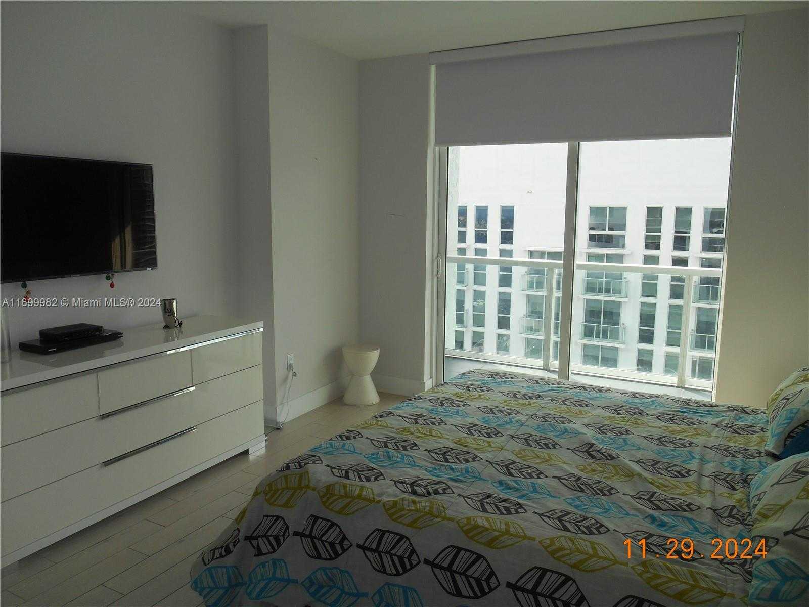 Small Image of 253 #3004, Miami Number 19