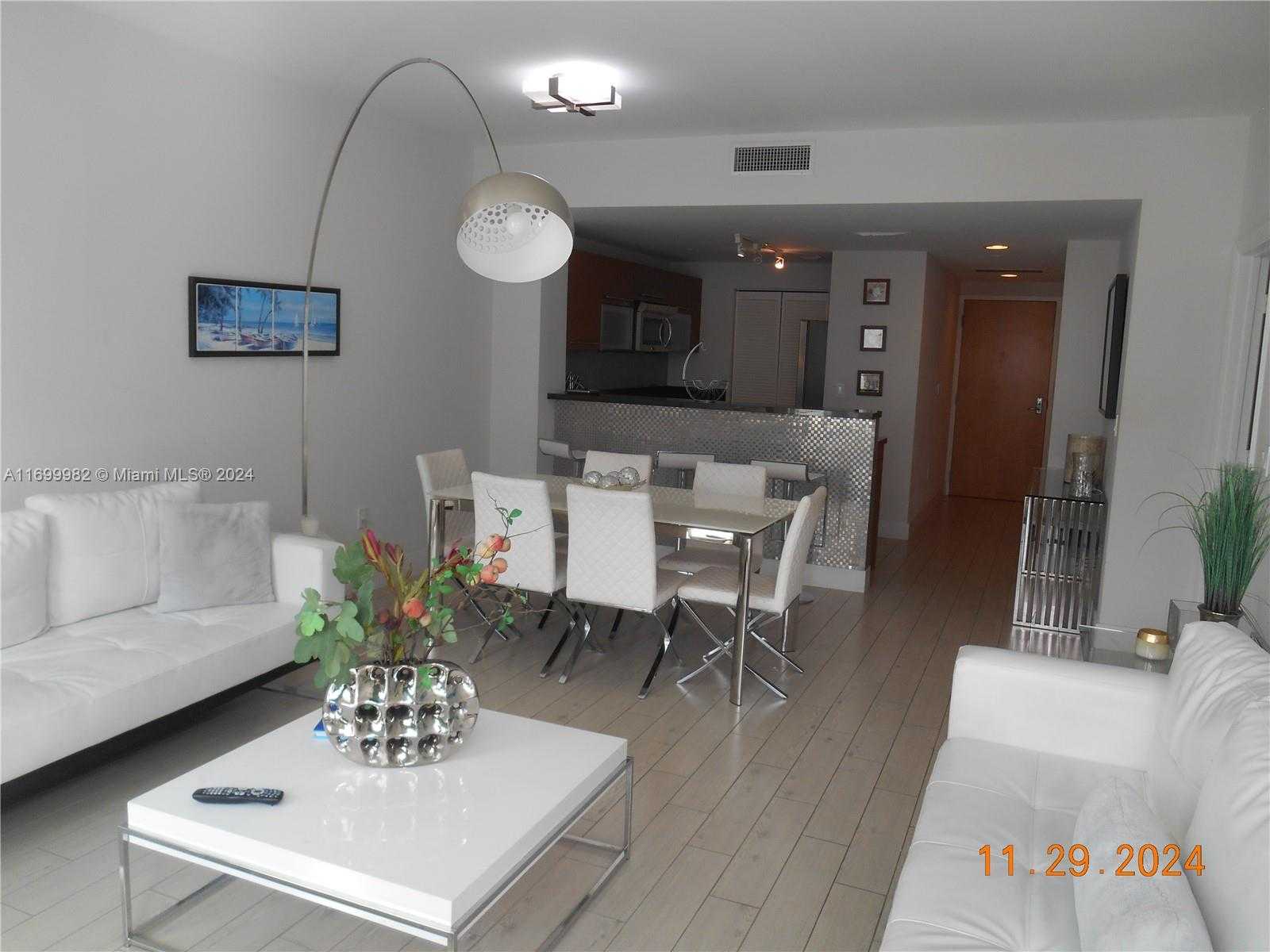 Small Image of 253 #3004, Miami Number 5