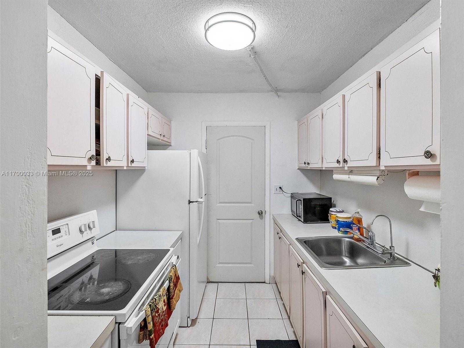 Small Image of 16701 NORTH EAST 13TH AVE #101, Miami Number 10