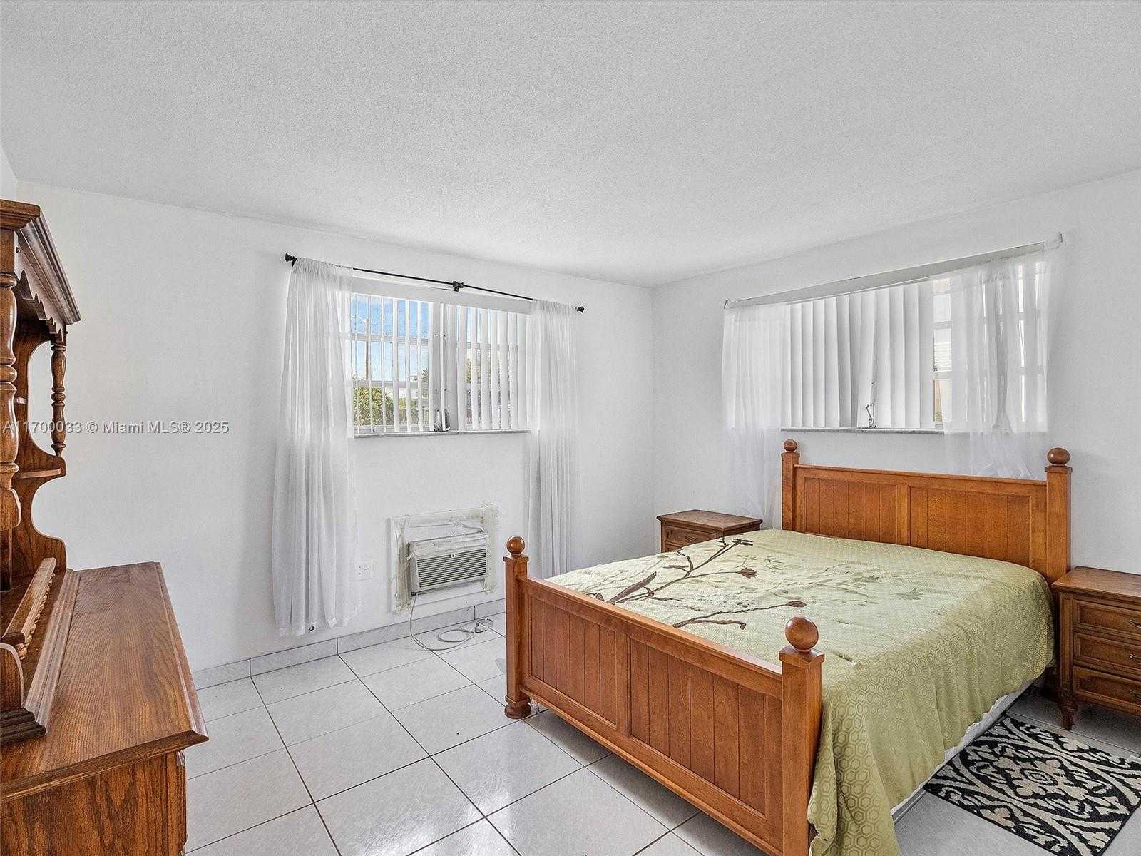 Small Image of 16701 NORTH EAST 13TH AVE #101, Miami Number 12
