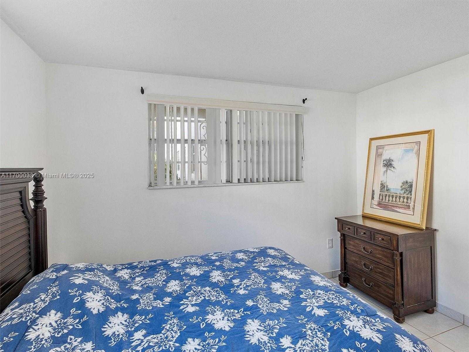 Small Image of 16701 NORTH EAST 13TH AVE #101, Miami Number 17