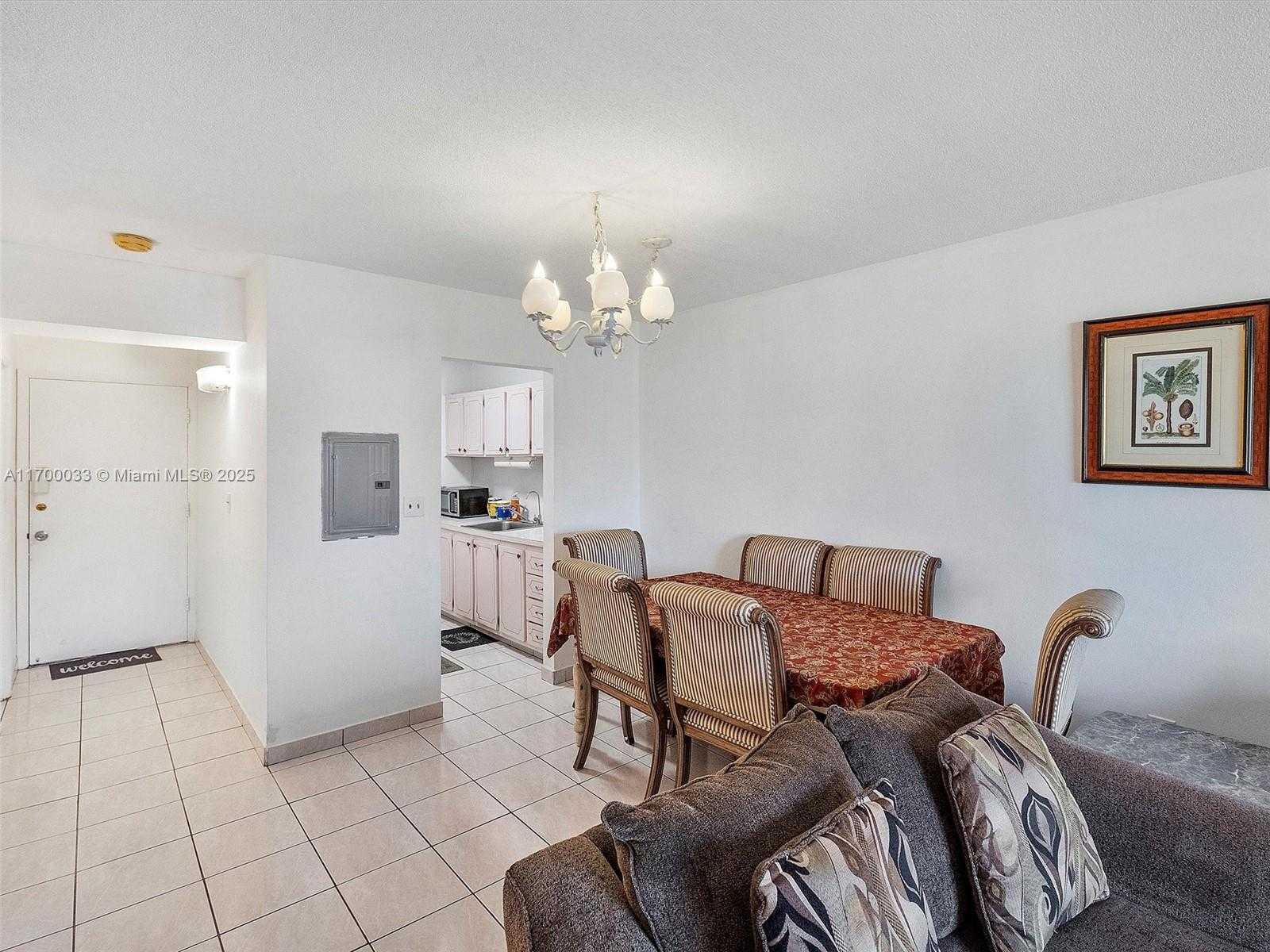 Small Image of 16701 NORTH EAST 13TH AVE #101, Miami Number 7
