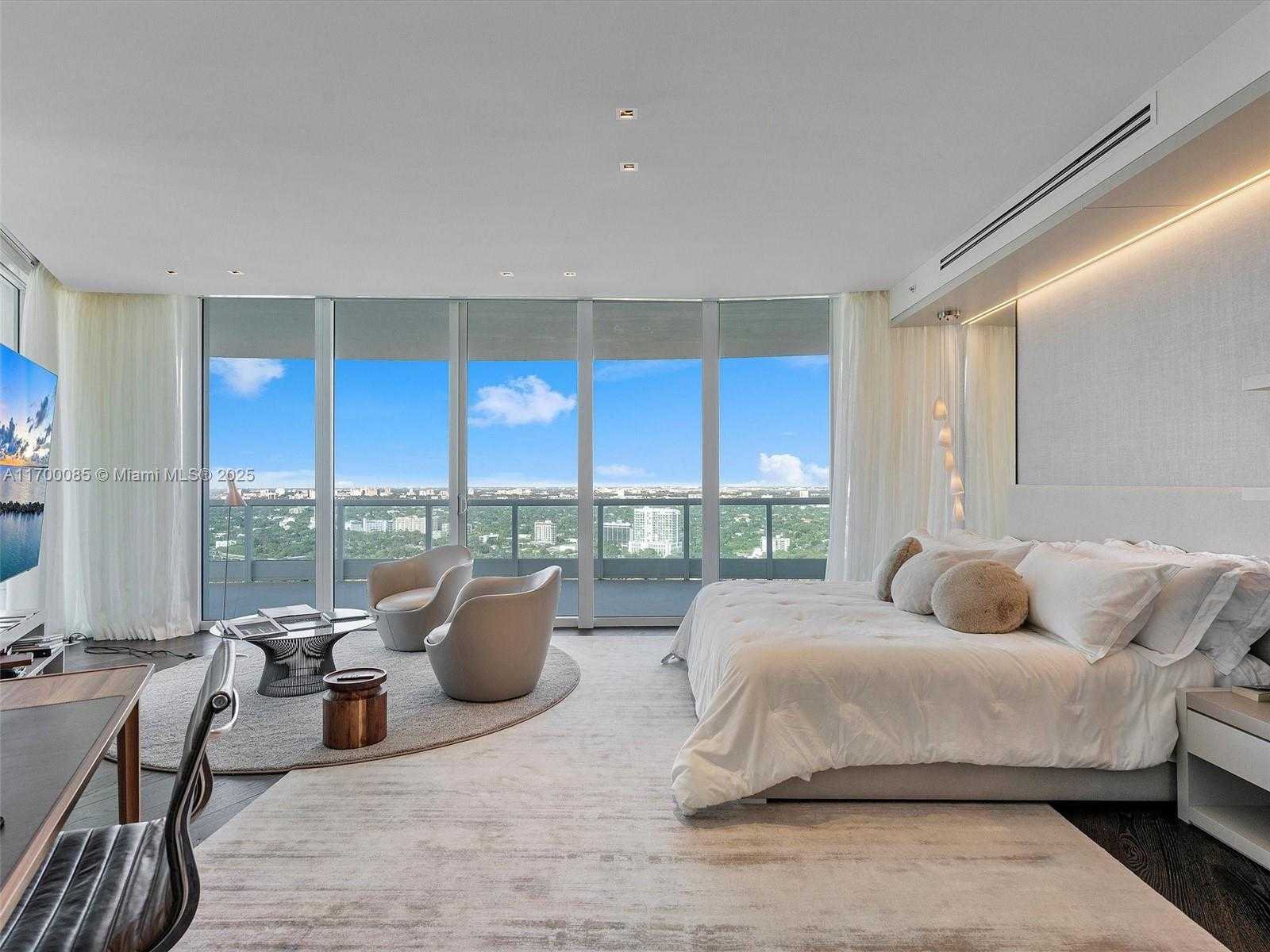 Small Image of 2127 BRICKELL AVE #3602, Miami Number 20