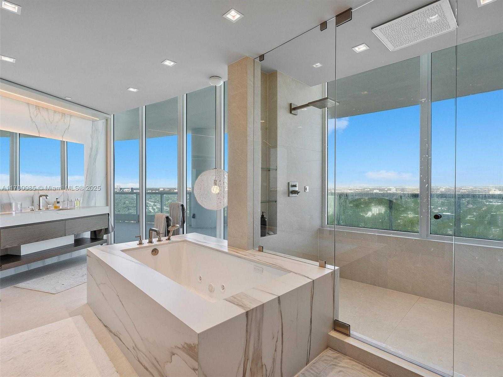 Small Image of 2127 BRICKELL AVE #3602, Miami Number 27