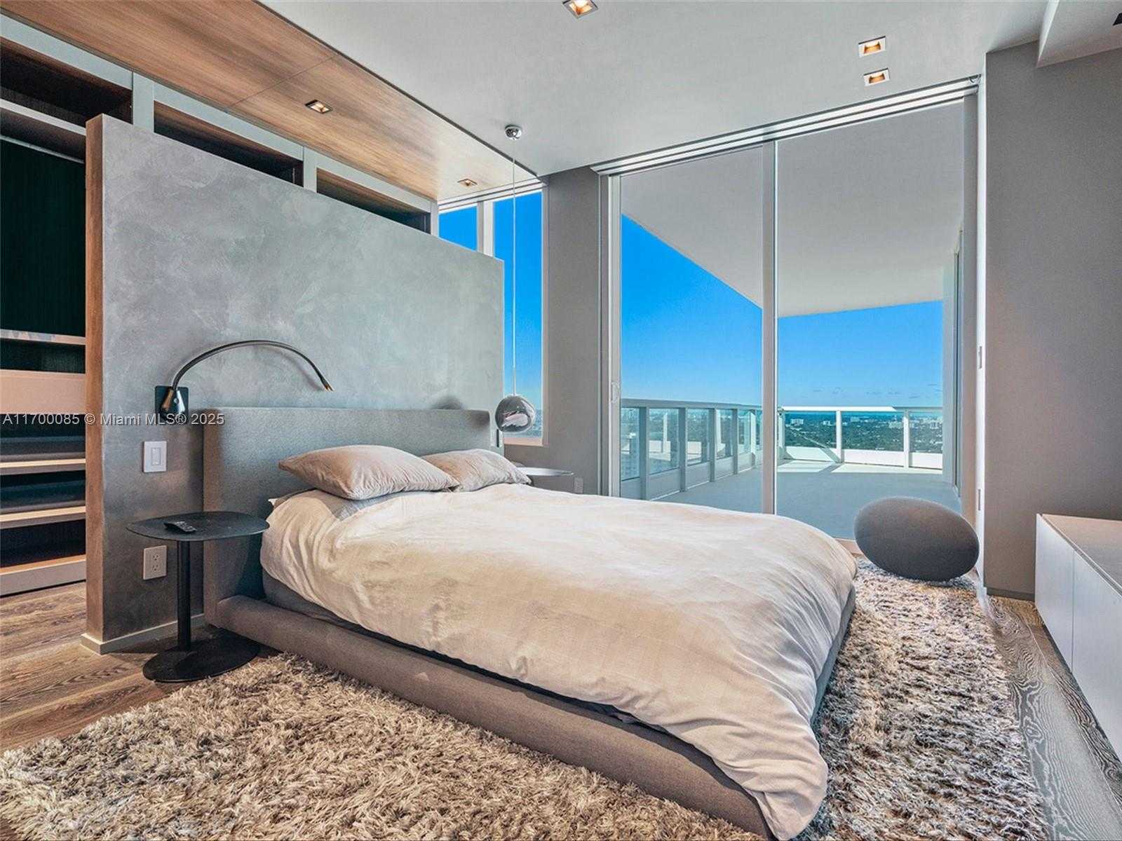 Small Image of 2127 BRICKELL AVE #3602, Miami Number 33