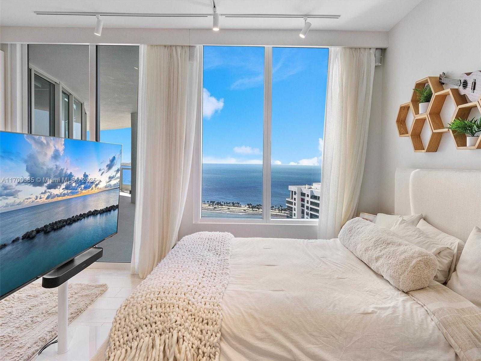 Small Image of 2127 BRICKELL AVE #3602, Miami Number 39