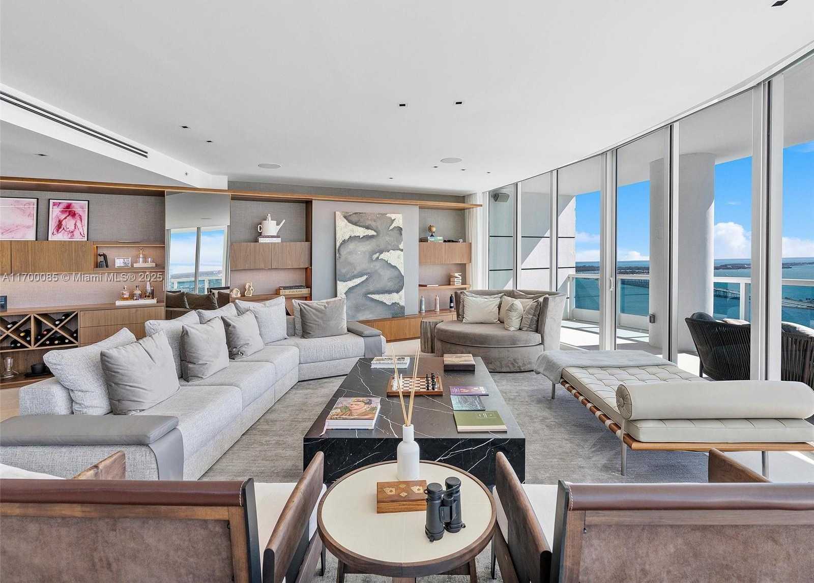 Small Image of 2127 BRICKELL AVE #3602, Miami Number 4