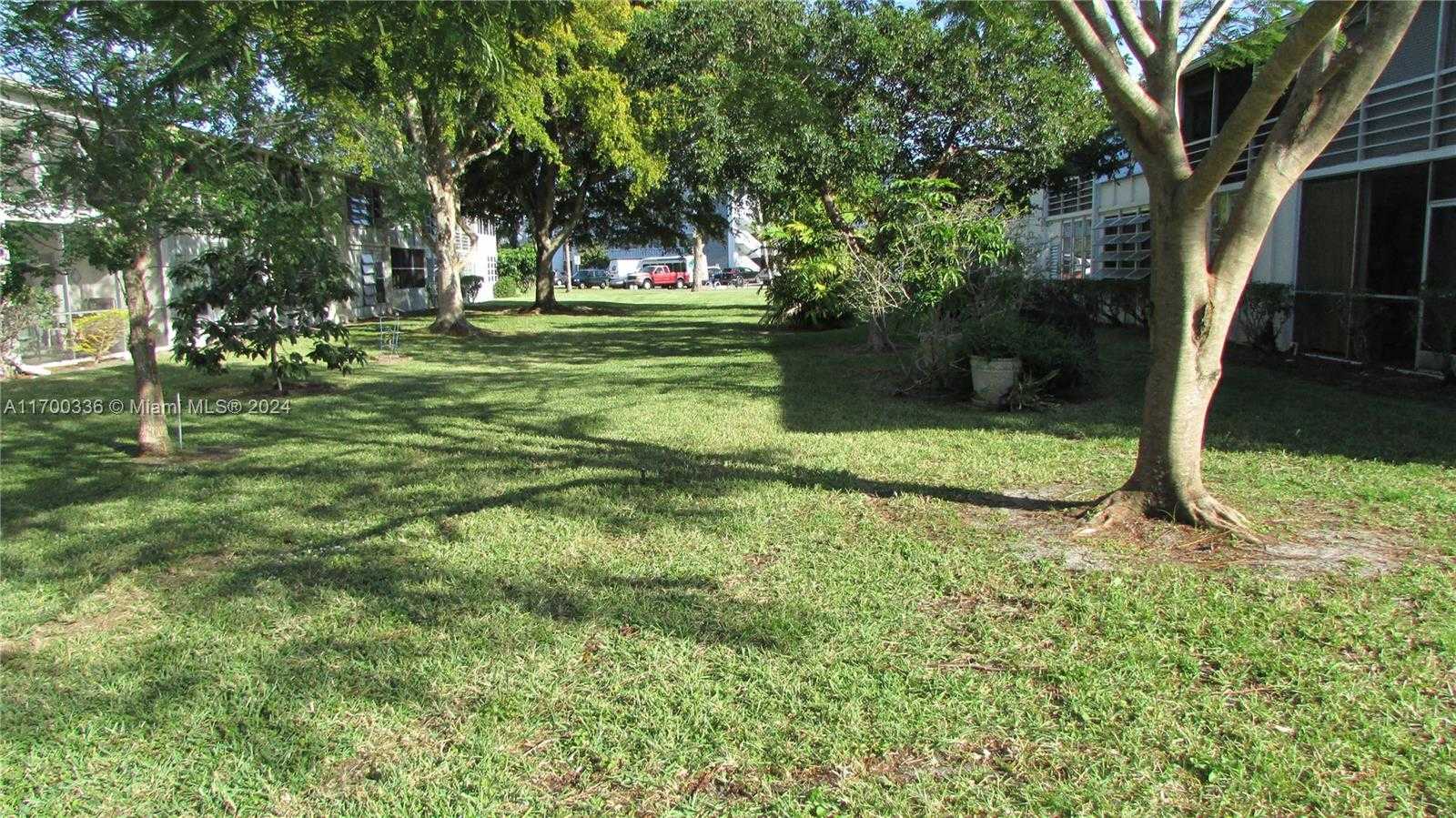 Small Image of 115 VENTNOR F #115, Deerfield Beach Number 26
