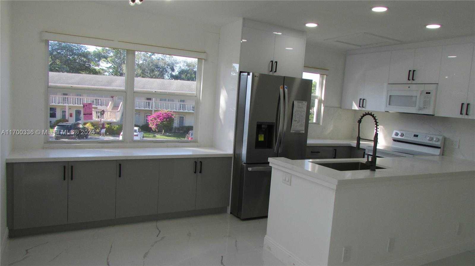 Small Image of 115 VENTNOR F #115, Deerfield Beach Number 3