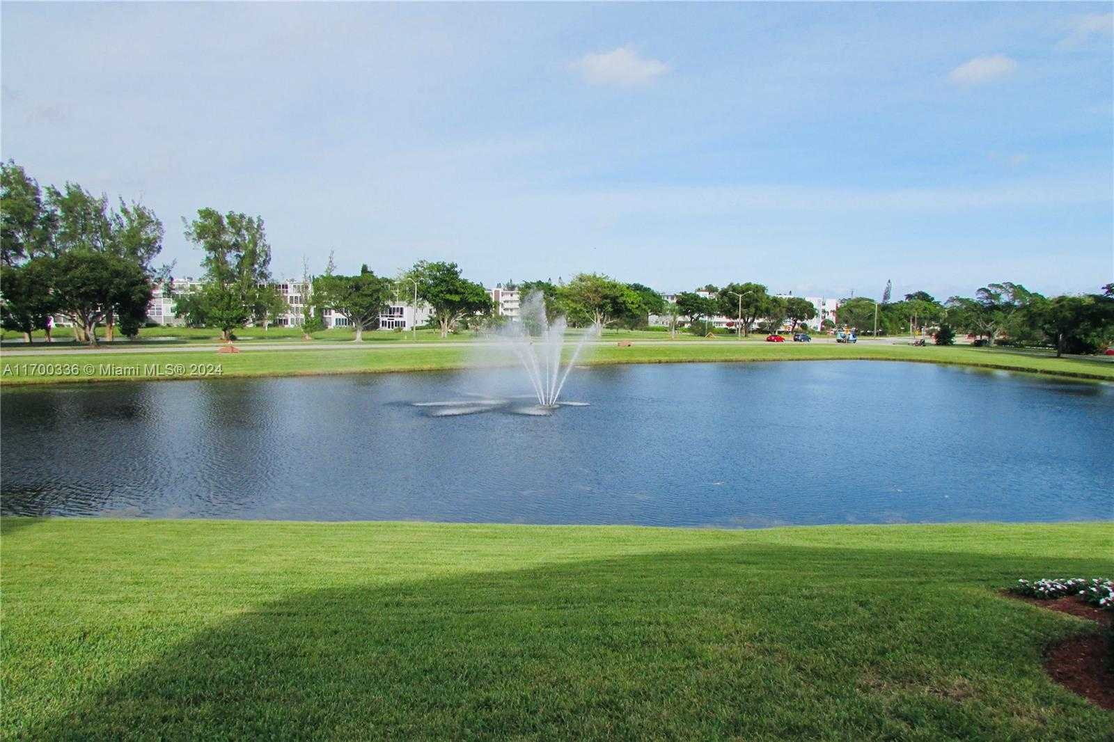 Small Image of 115 VENTNOR F #115, Deerfield Beach Number 34