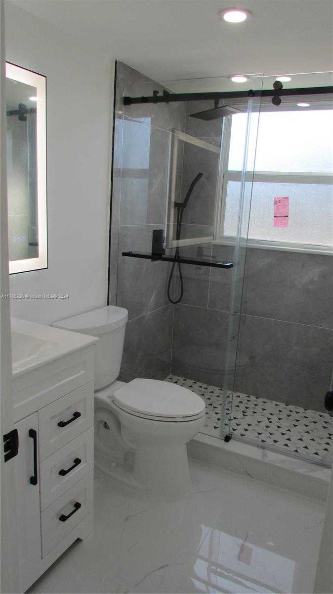 Small Image of 115 VENTNOR F #115, Deerfield Beach Number 8