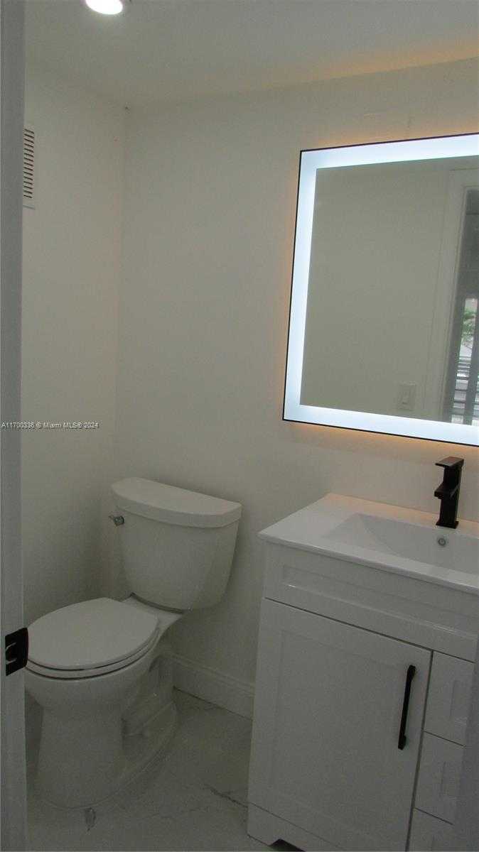 Small Image of 115 VENTNOR F #115, Deerfield Beach Number 9