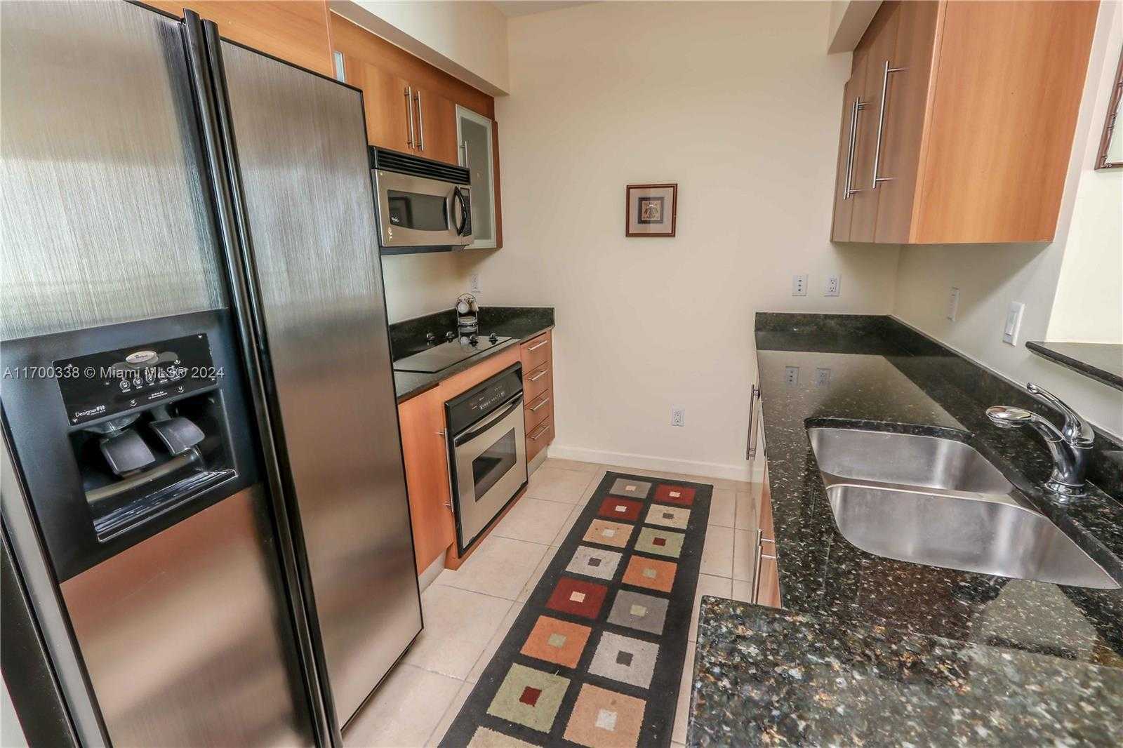 Small Image of 325 SOUTH BISCAYNE BLVD #3918, Miami Number 11