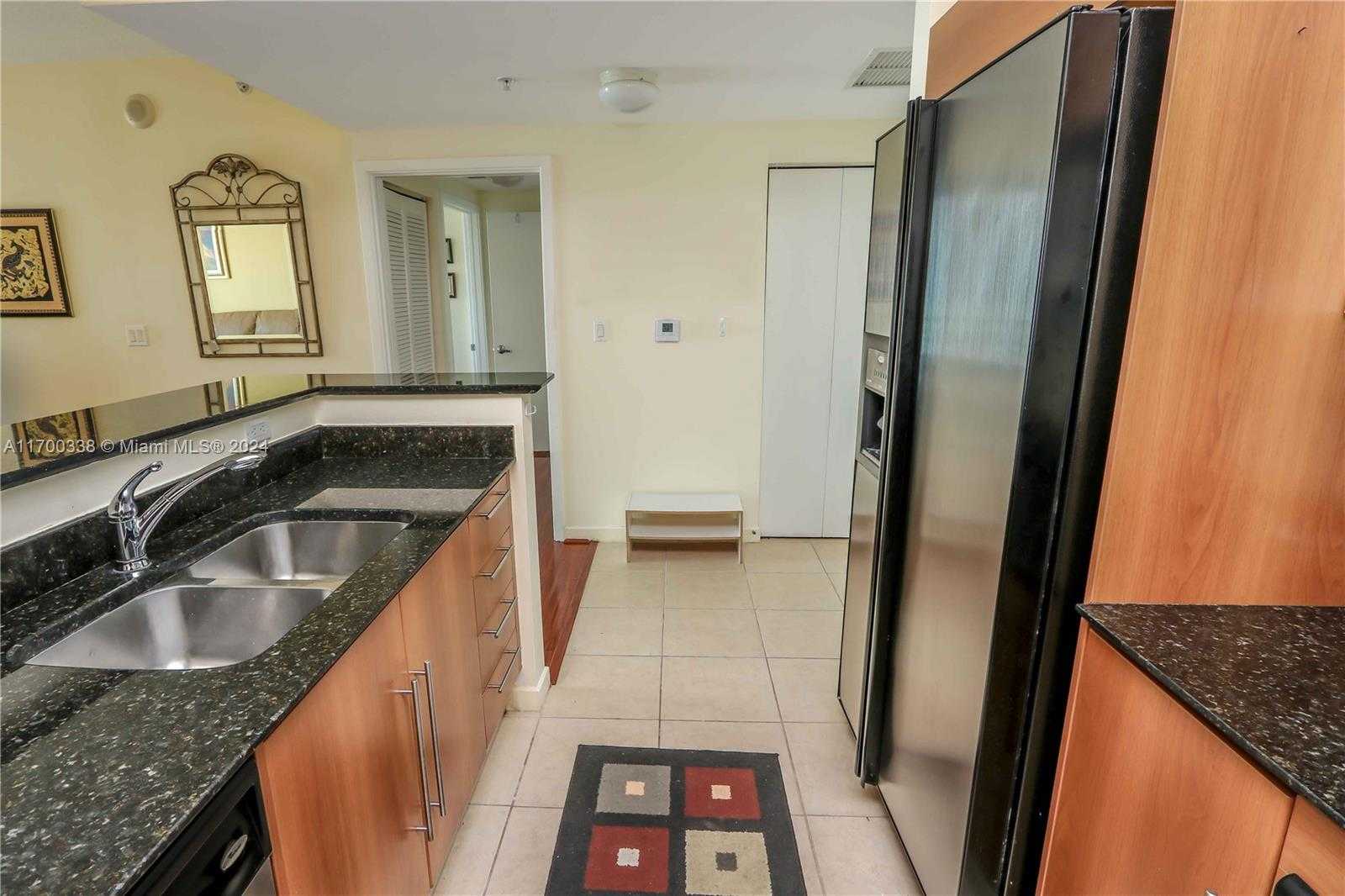 Small Image of 325 SOUTH BISCAYNE BLVD #3918, Miami Number 14