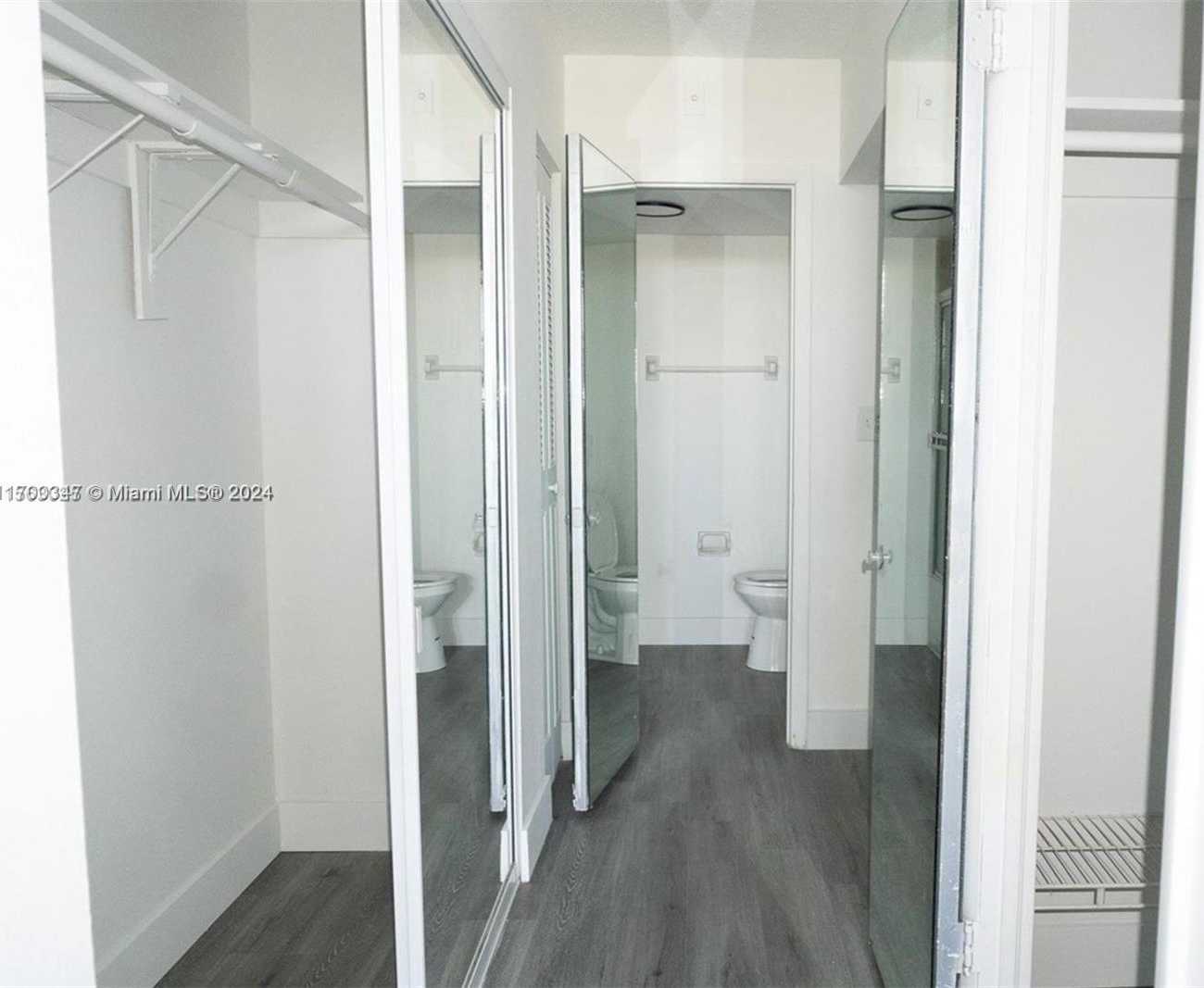 Small Image of 16850 SOUTH GLADES DR #3C, North Miami Beach Number 13