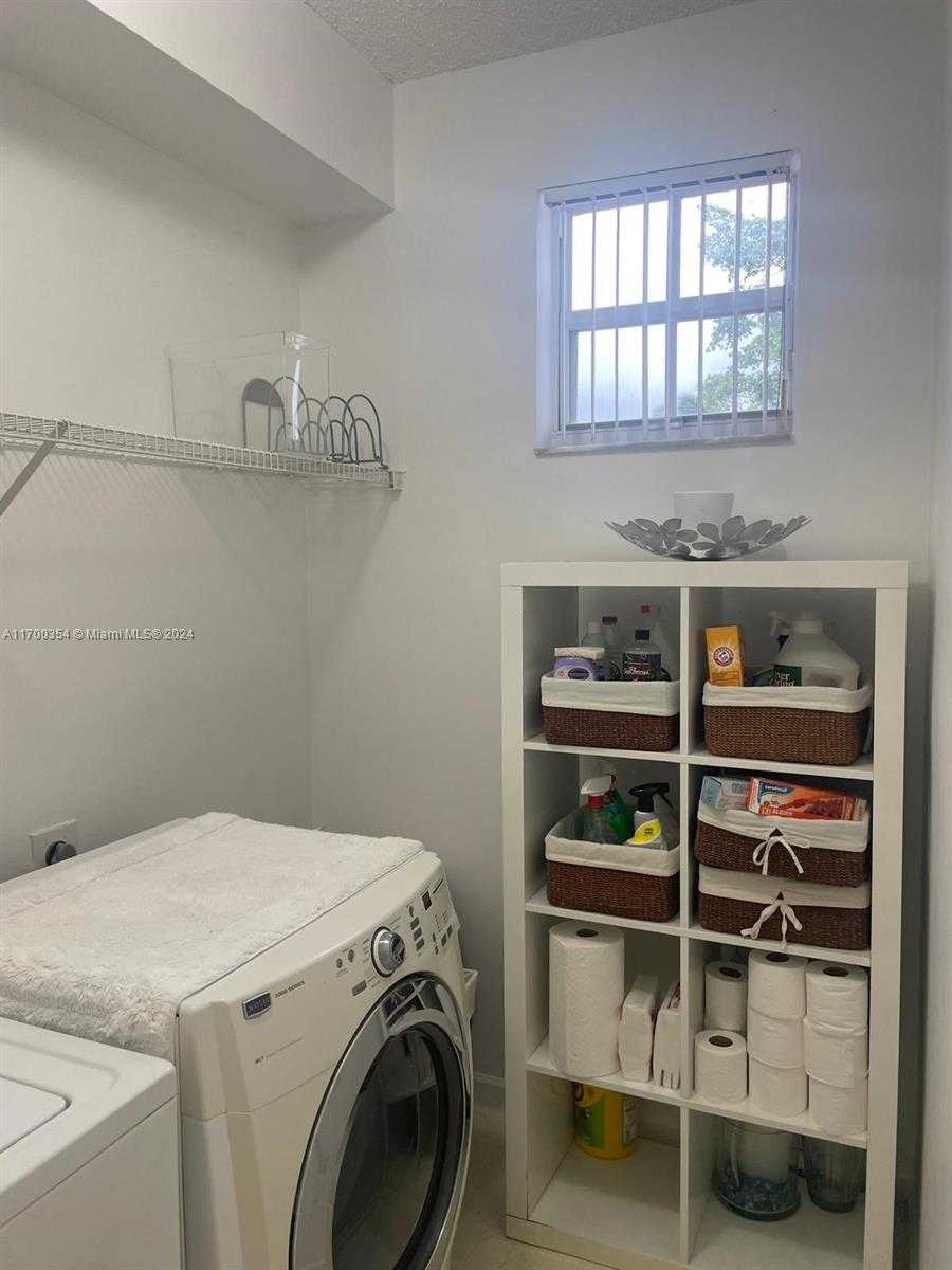 Small Image of 3105 NORTH EAST 184TH ST #7202, Aventura Number 10