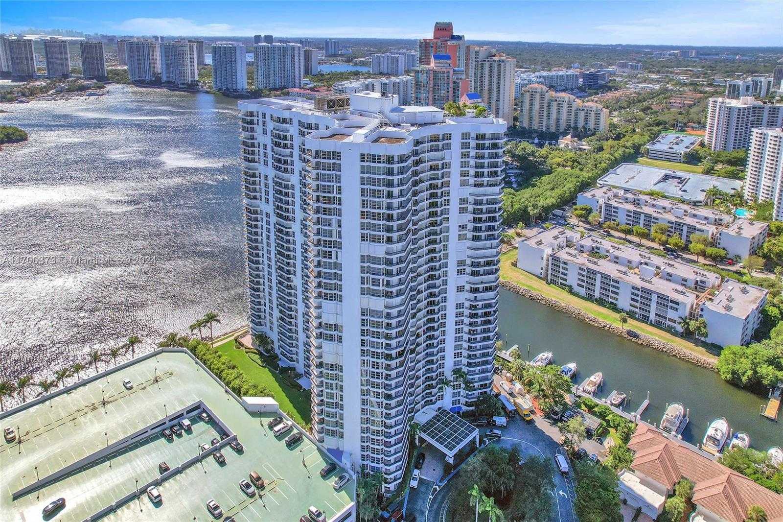 Small Image of 3530 MYSTIC POINTE DR #2907, Aventura Number 17