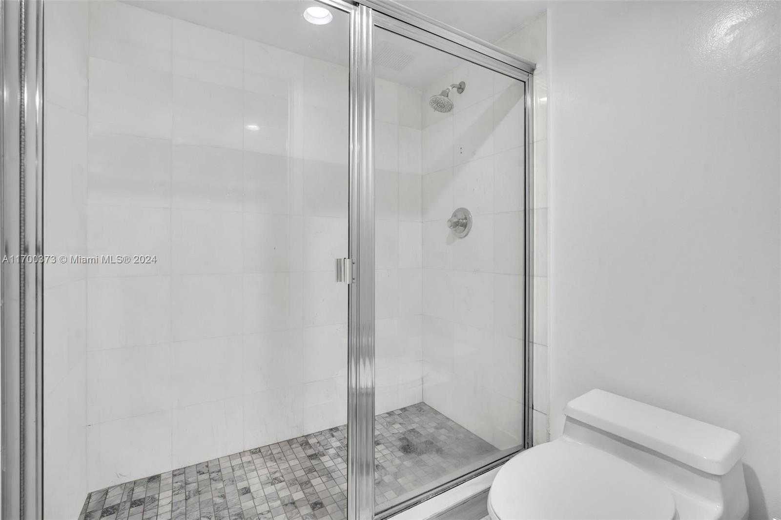 Small Image of 3530 MYSTIC POINTE DR #2907, Aventura Number 21