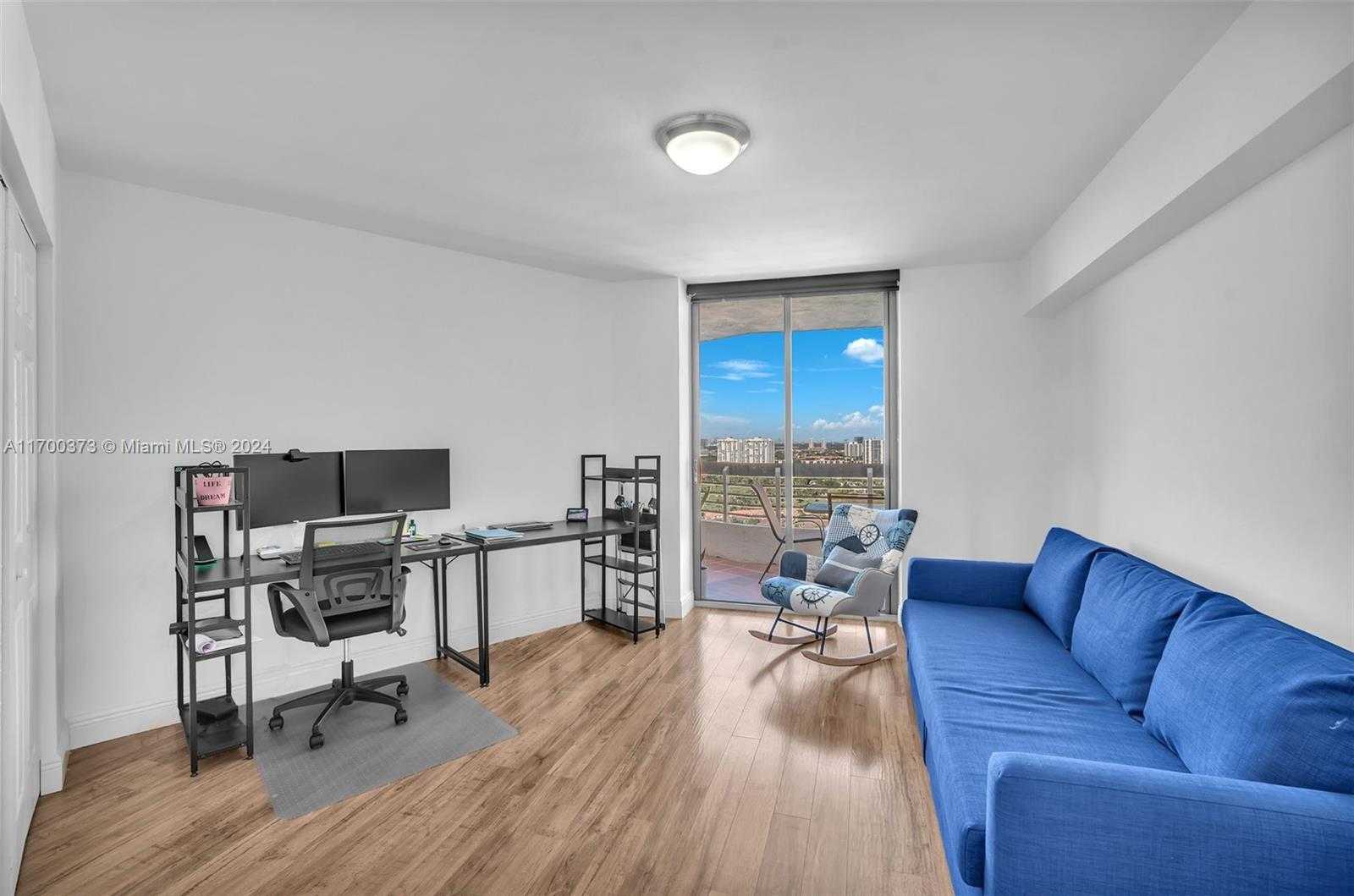 Small Image of 3530 MYSTIC POINTE DR #2907, Aventura Number 22