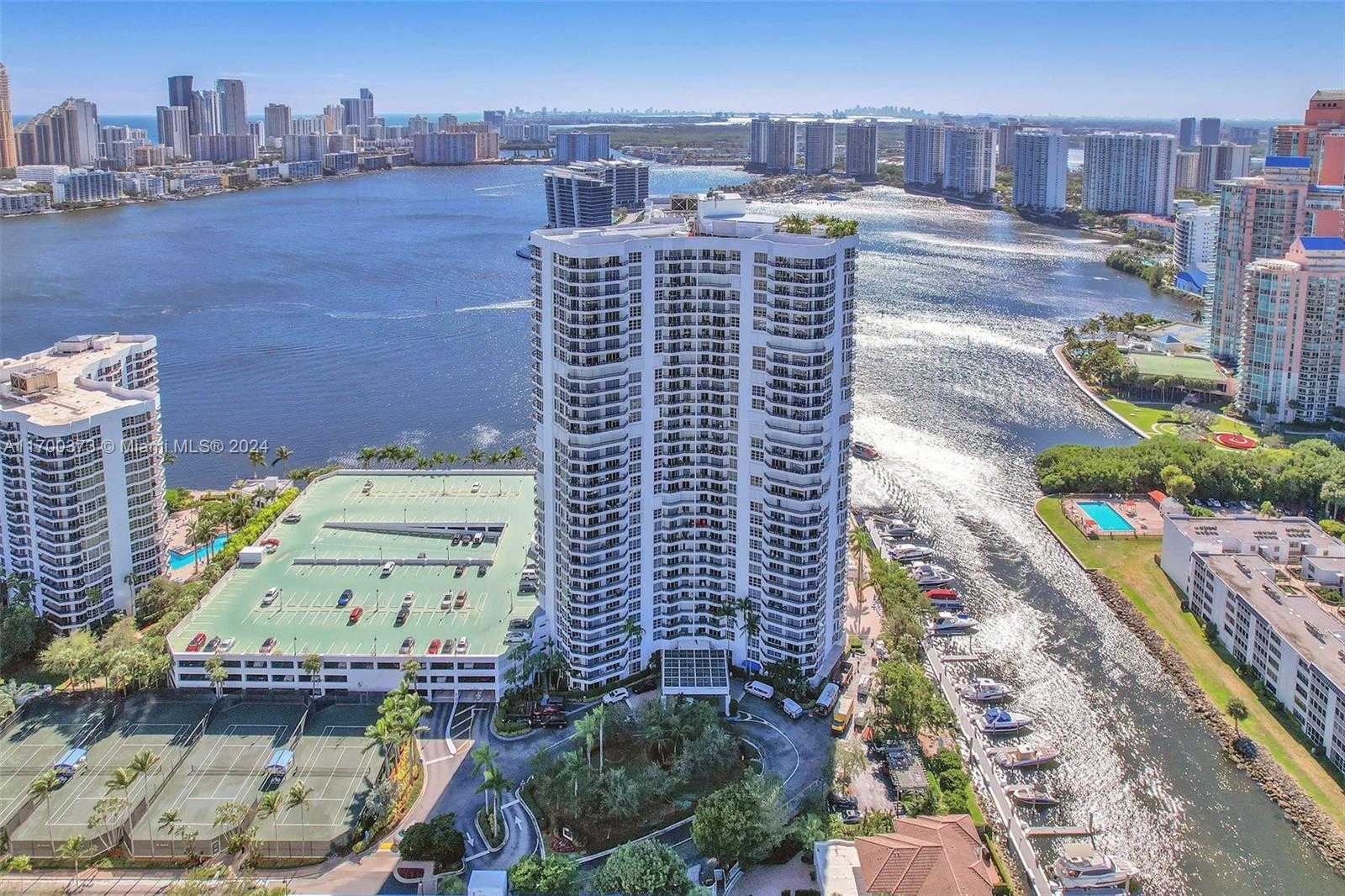 Small Image of 3530 MYSTIC POINTE DR #2907, Aventura Number 28