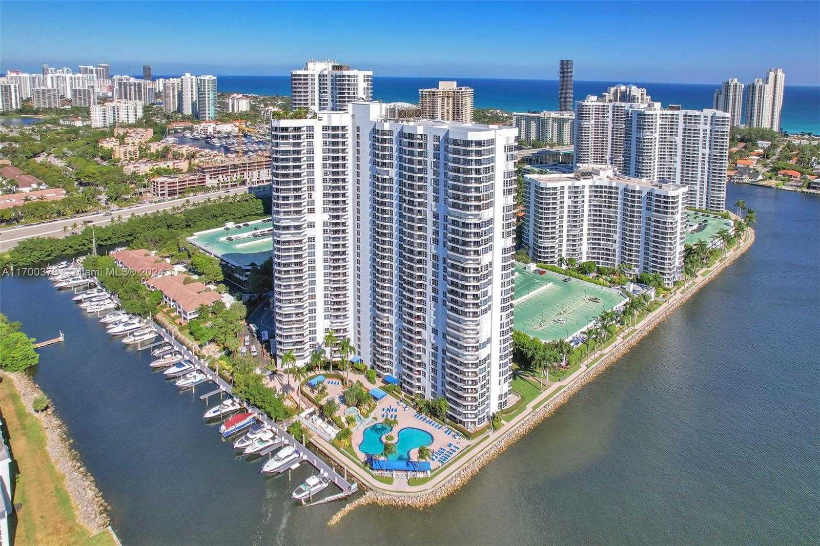 Small Image of 3530 MYSTIC POINTE DR #2907, Aventura Number 30