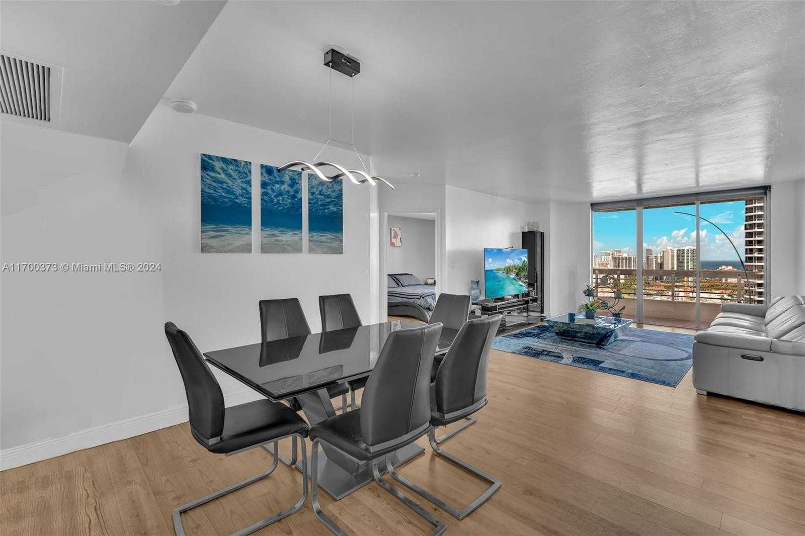 Small Image of 3530 MYSTIC POINTE DR #2907, Aventura Number 7