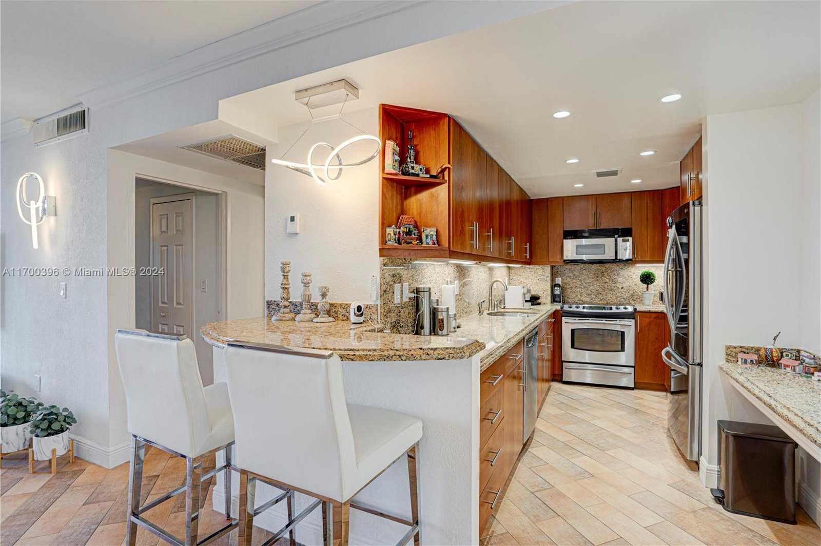 Small Image of 10350 WEST BAY HARBOR DR #4T, Bay Harbor Islands Number 25