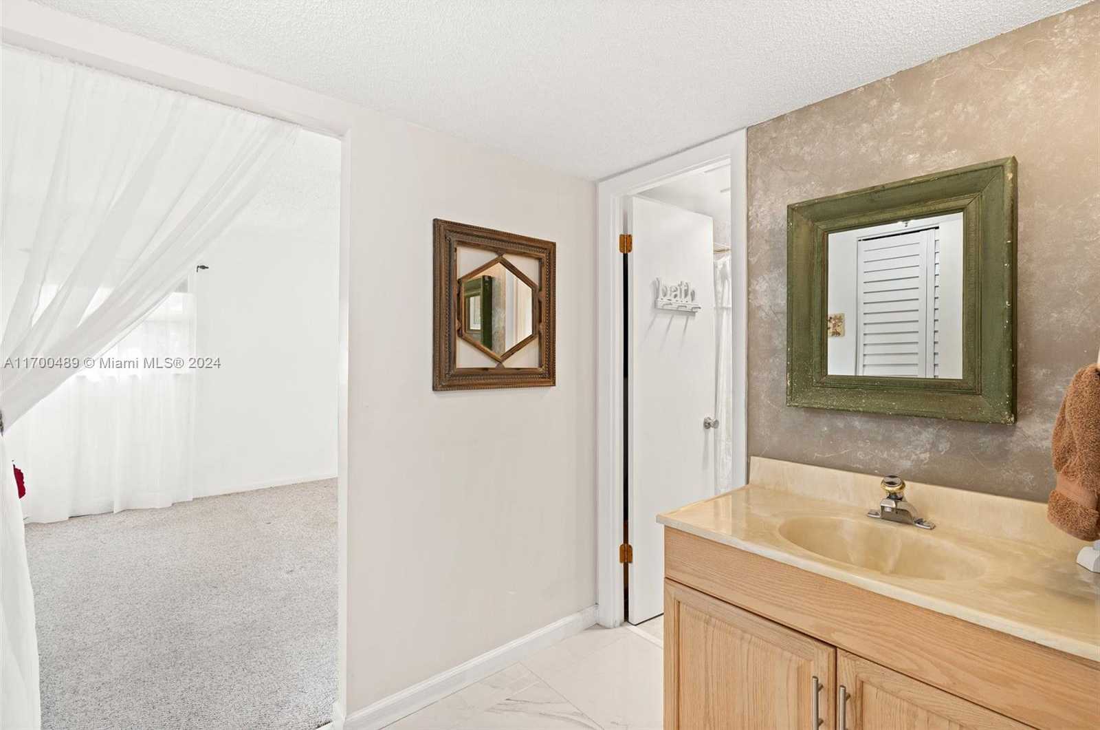 Small Image of 3130 HOLIDAY SPRINGS BLVD #308, Margate Number 14