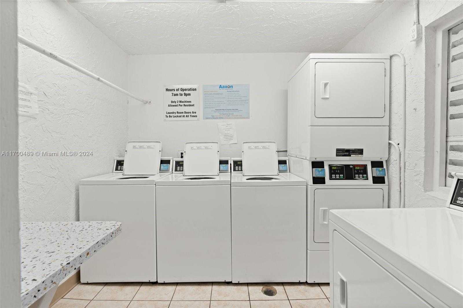 Small Image of 3130 HOLIDAY SPRINGS BLVD #308, Margate Number 21