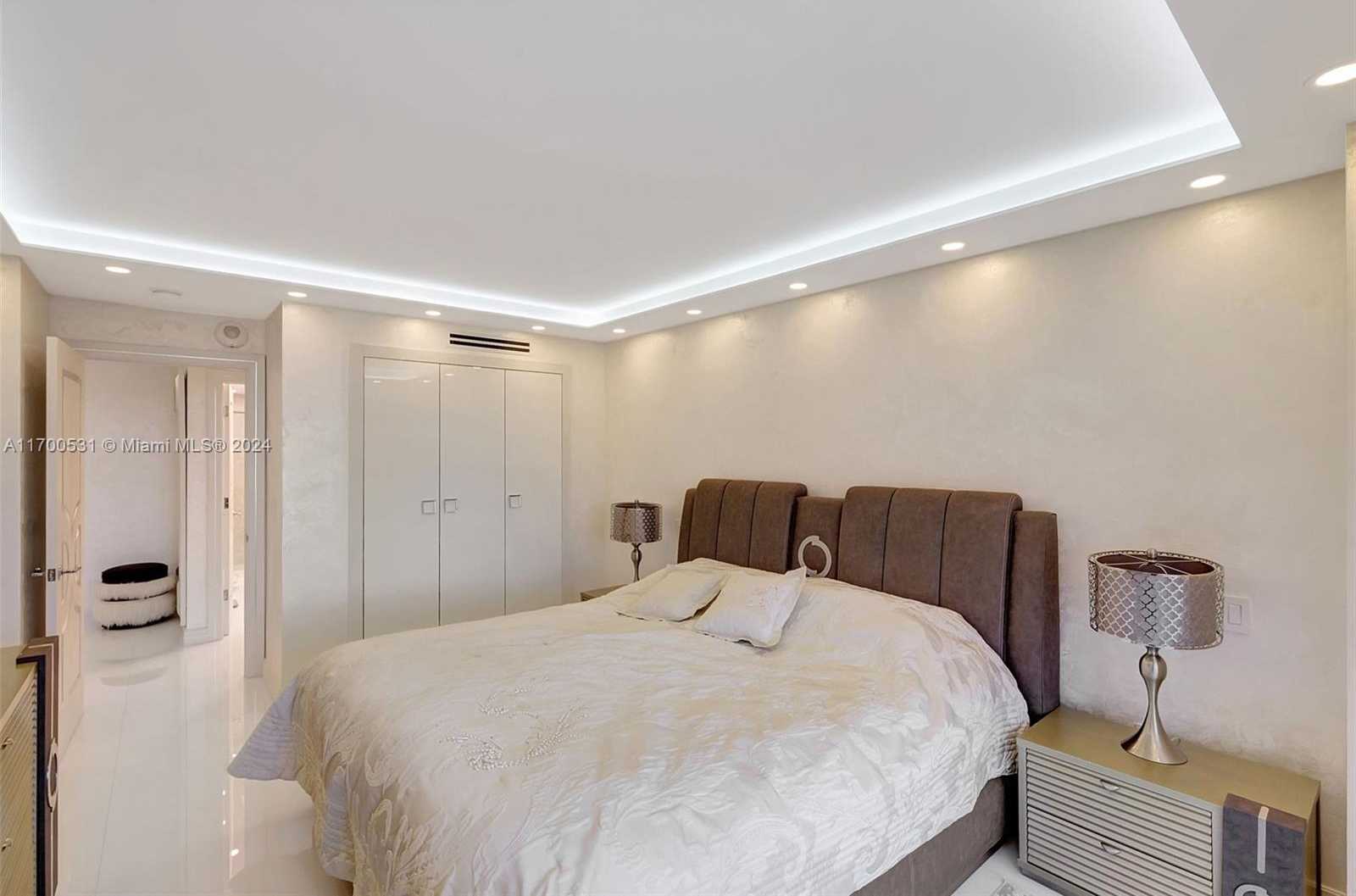 Small Image of 9801 WEST COLLINS AVE #5O/complete renovated, Bal Harbour Number 20