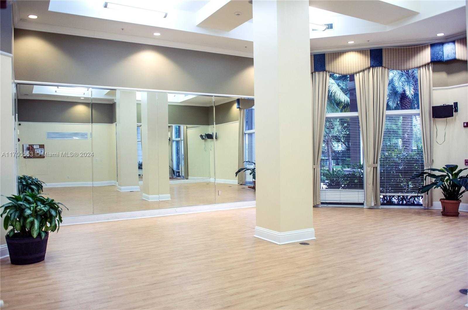Small Image of 17145 NORTH BAY RD #4607, Sunny Isles Beach Number 72