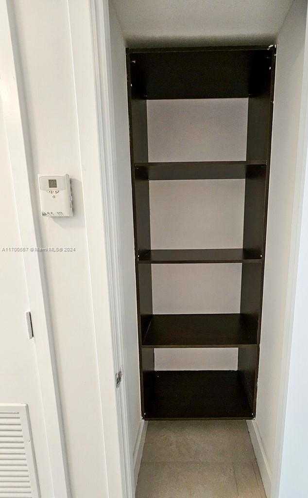 Small Image of 6000 COLLINS AVE #528, Miami Beach Number 15