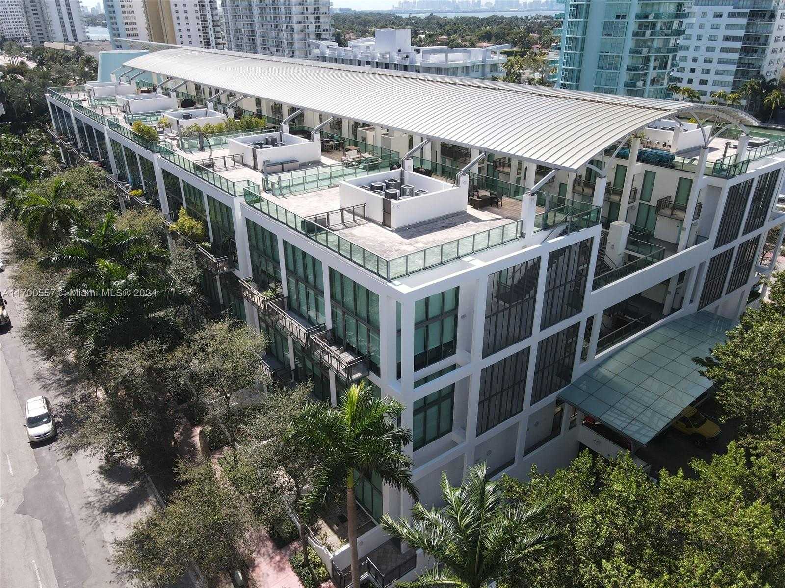 Small Image of 6000 COLLINS AVE #528, Miami Beach Number 25