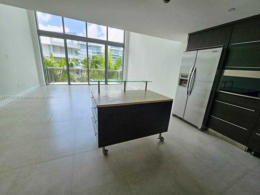 Small Image of 6000 COLLINS AVE #528, Miami Beach Number 7