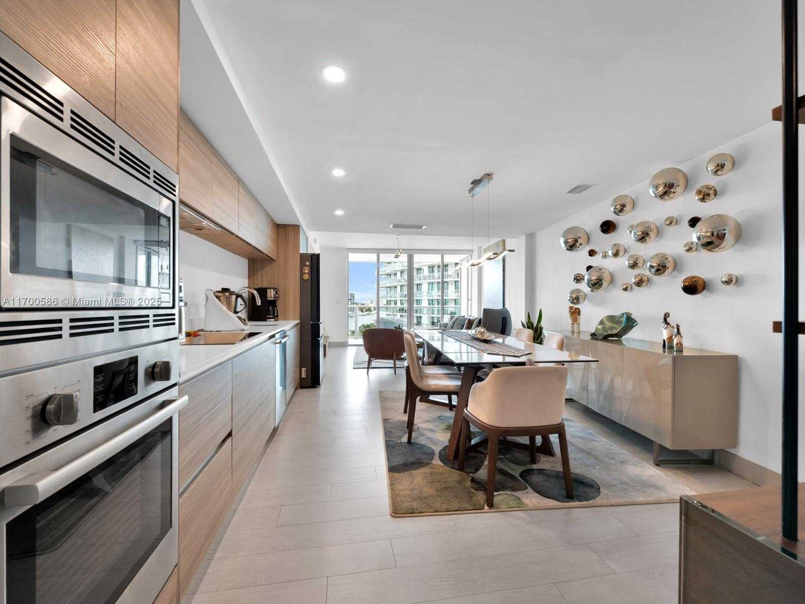 Small Image of 6620 INDIAN CREEK DR #613, Miami Beach Number 13