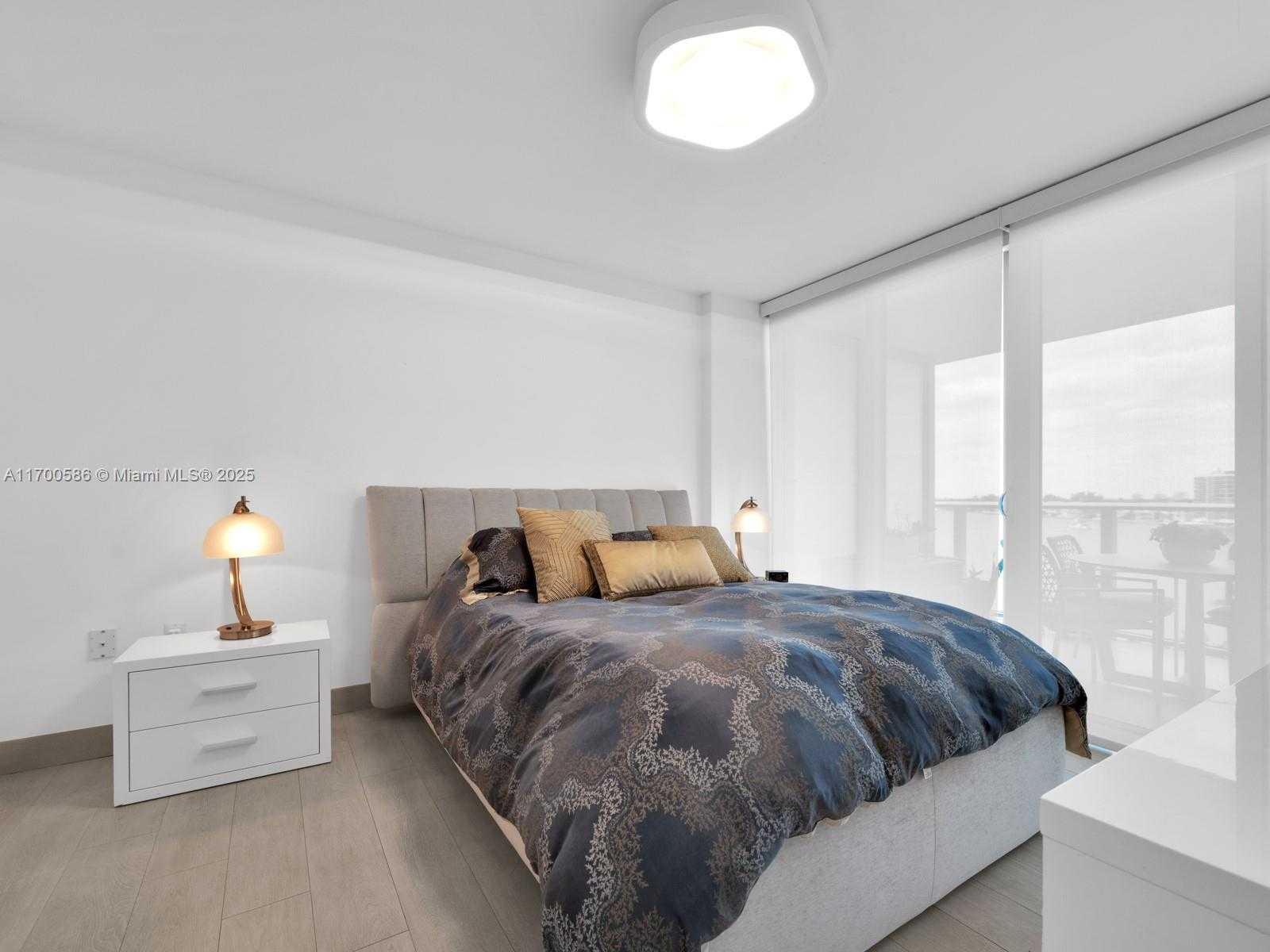 Small Image of 6620 INDIAN CREEK DR #613, Miami Beach Number 14