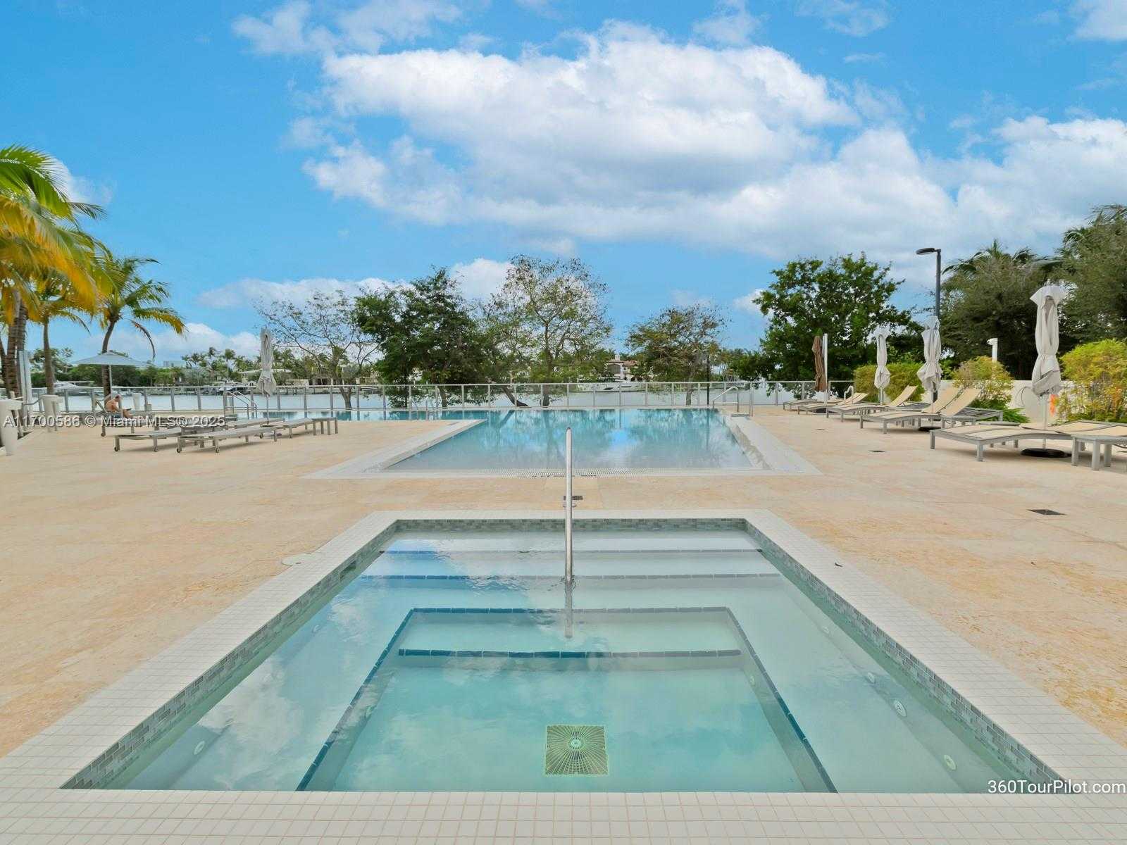 Small Image of 6620 INDIAN CREEK DR #613, Miami Beach Number 19