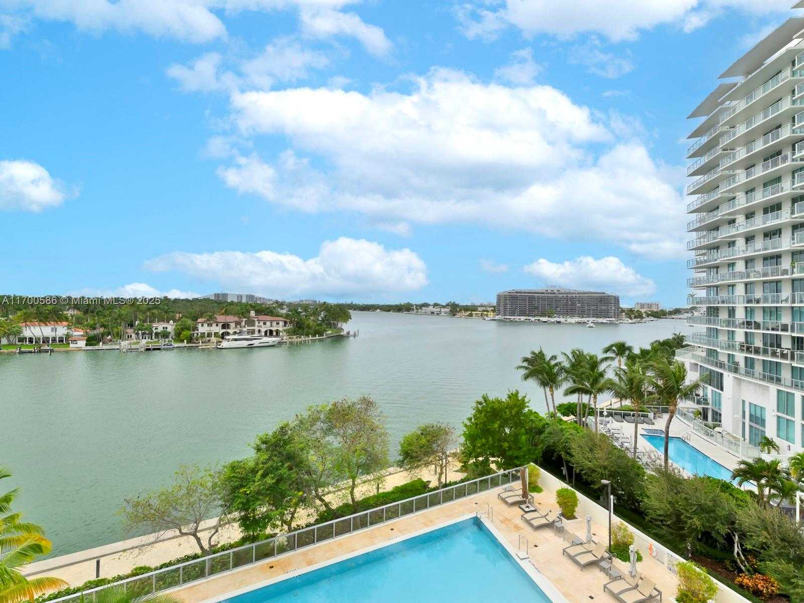 Small Image of 6620 INDIAN CREEK DR #613, Miami Beach Number 2