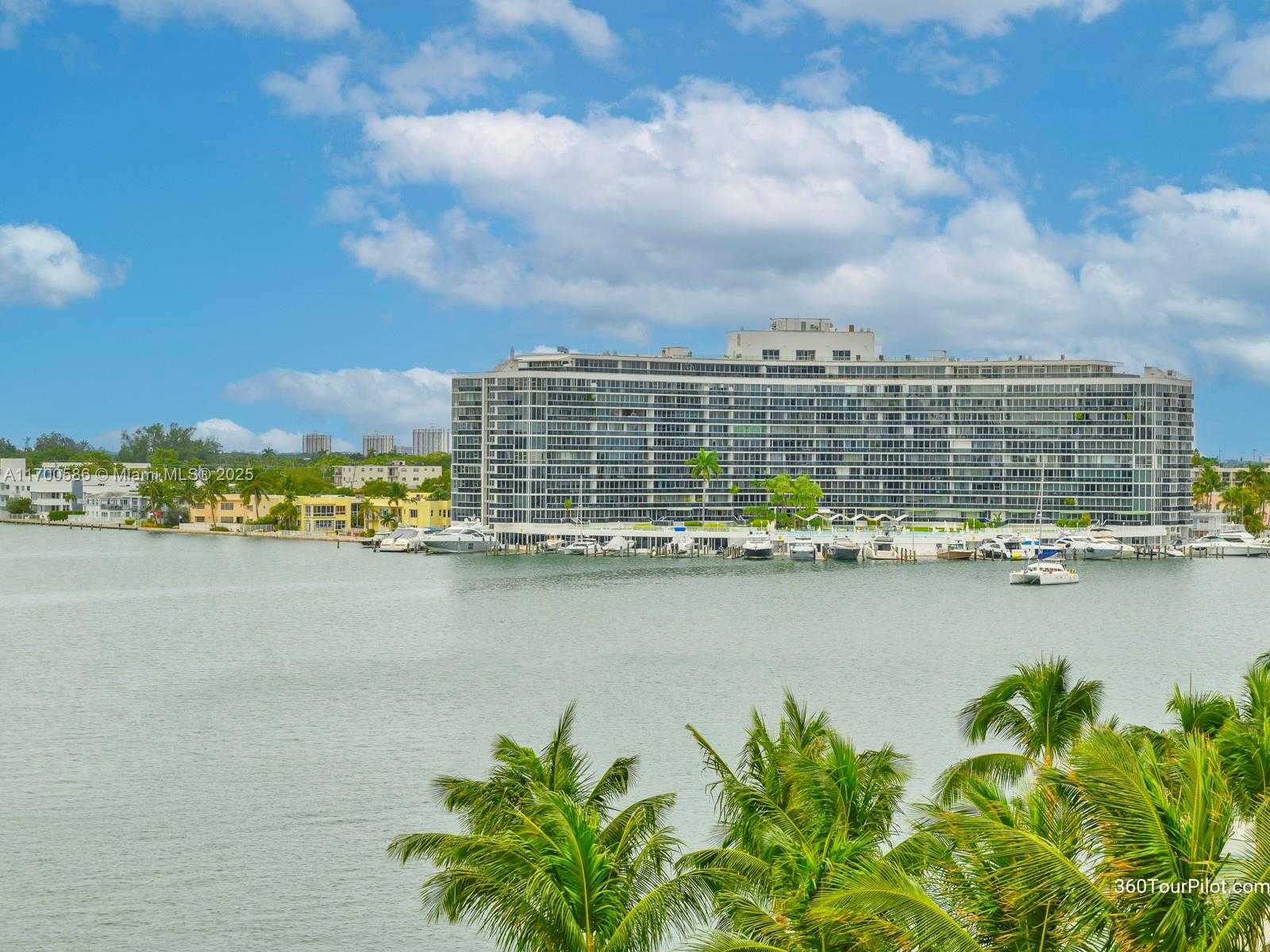 Small Image of 6620 INDIAN CREEK DR #613, Miami Beach Number 20